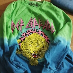 Def Leppard urban outfitters green and blue tiger sweatshirt size medium